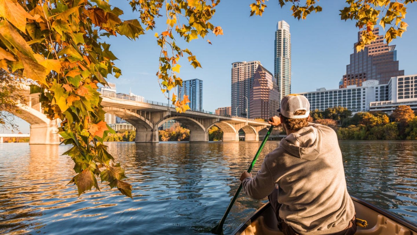 Here are 20 top things to do in Austin that promise a memorable and enjoyable trip. Dive into the fantastic things to do in Austin, Texas.