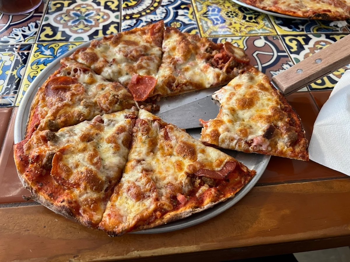  A pizza at DJ's Pizza, Huntsville, AL