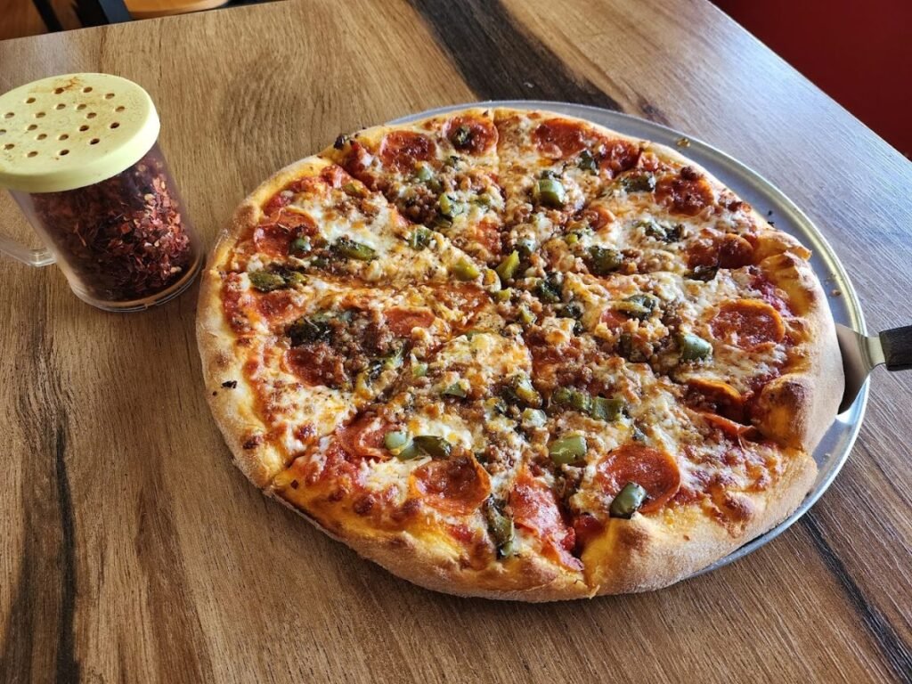 Moondog’s Pizza & Dinner Sedona - Best Pizza Places in Sedona for Foodies